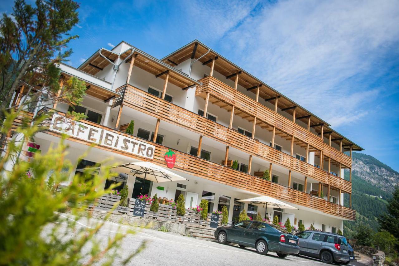 Residence Martell Mountains Екстер'єр фото